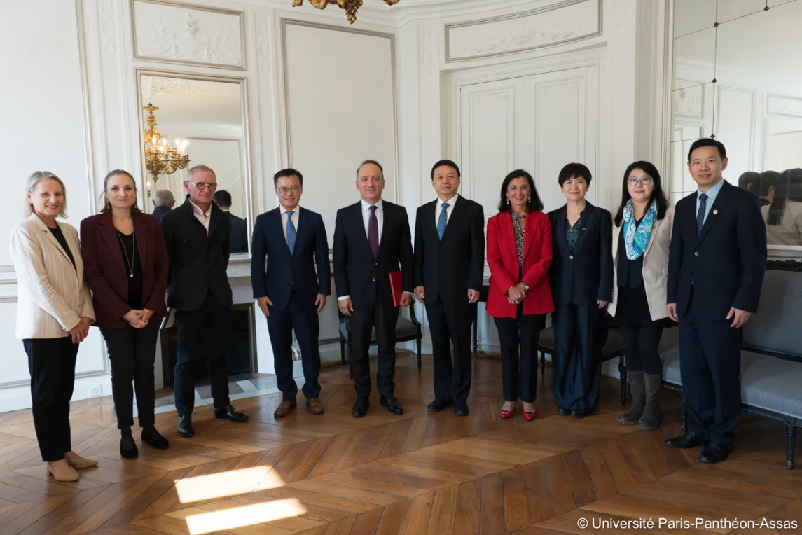 Signature délégation PEKIN